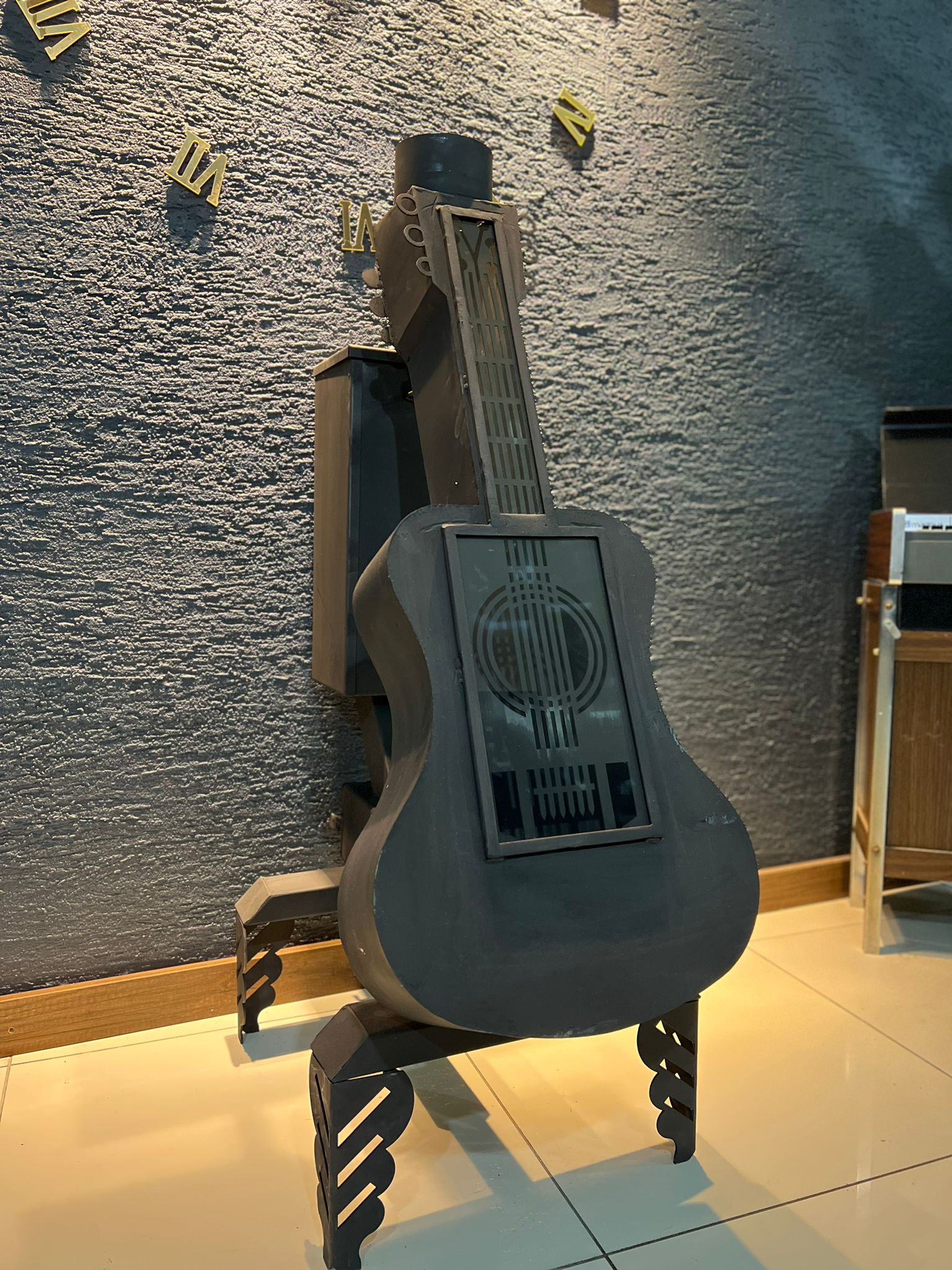 Gitar Tipi Pelet Sobası