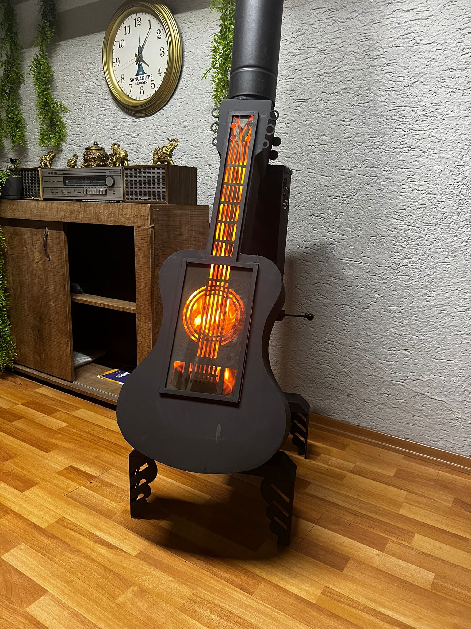Gitar Tipi Pelet Sobası
